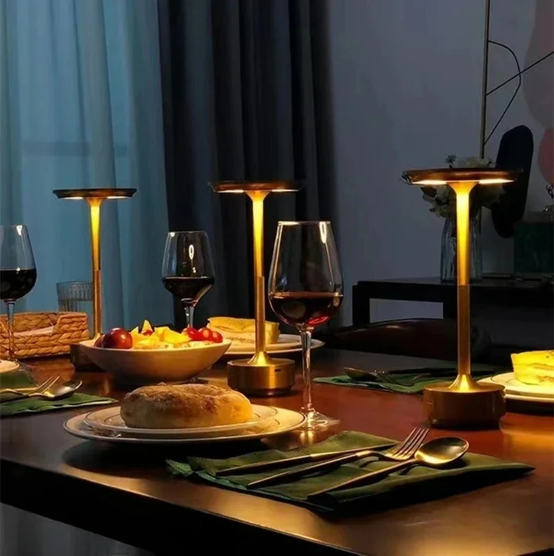 2024 lâmpada de mesa de carregamento usb alumínio restaurante bar lâmpada escurecimento atmosfera carregamento usb interruptor toque decoração 2